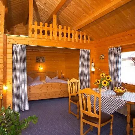 Hotel Bierbad-landhotel Garni Kummerower Hof - Weltweit Erstes Bierbad Neuzelle