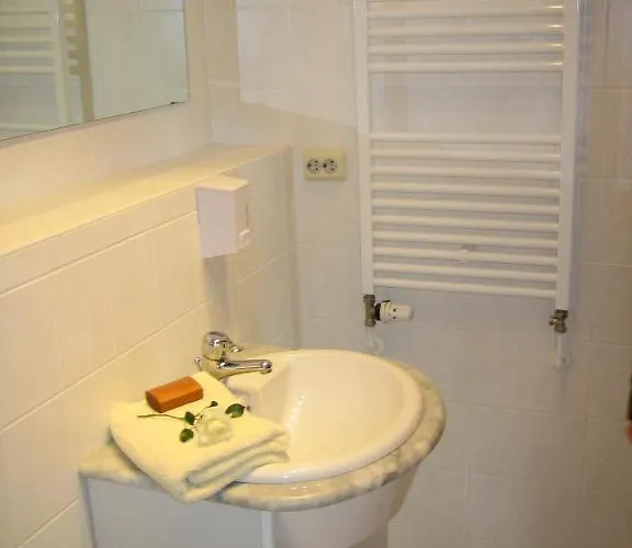 Bierbad-landhotel Garni Kummerower Hof - Weltweit Erstes Bierbad Hotel Neuzelle