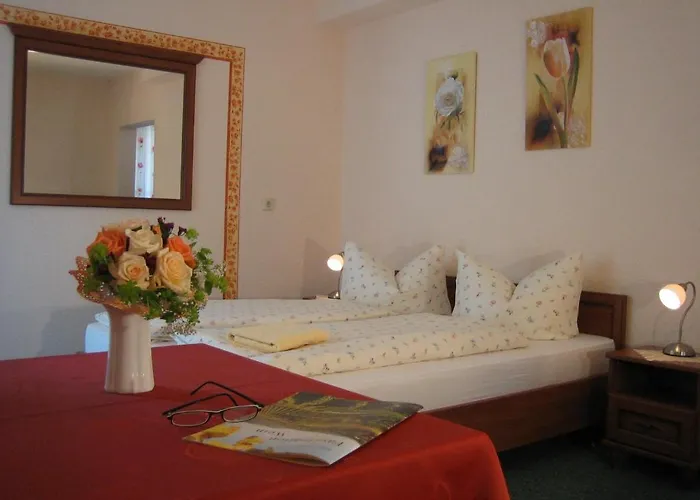 Bierbad-landhotel Garni Kummerower Hof - Weltweit Erstes Bierbad Hotel Neuzelle